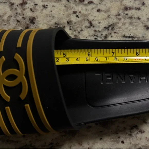 CHANEL CC Logo Rubber Slide Sandals Navy Gold | Size 38 (US 7.5–8) - Picture 7 of 7